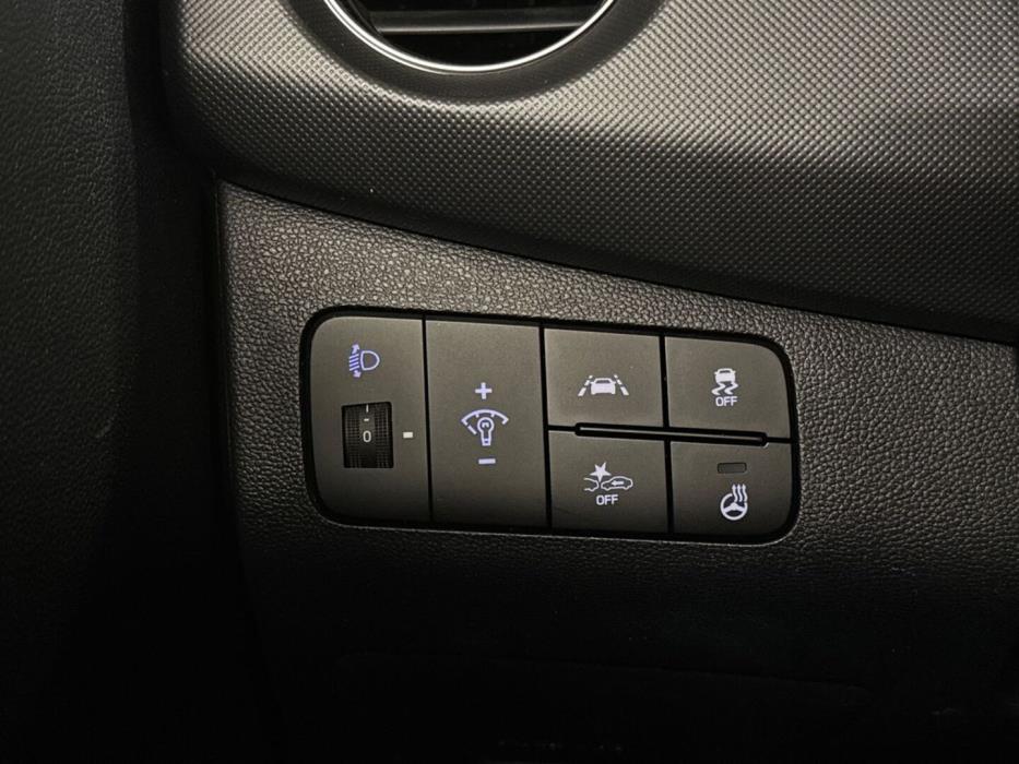 HYUNDAI i10 2018