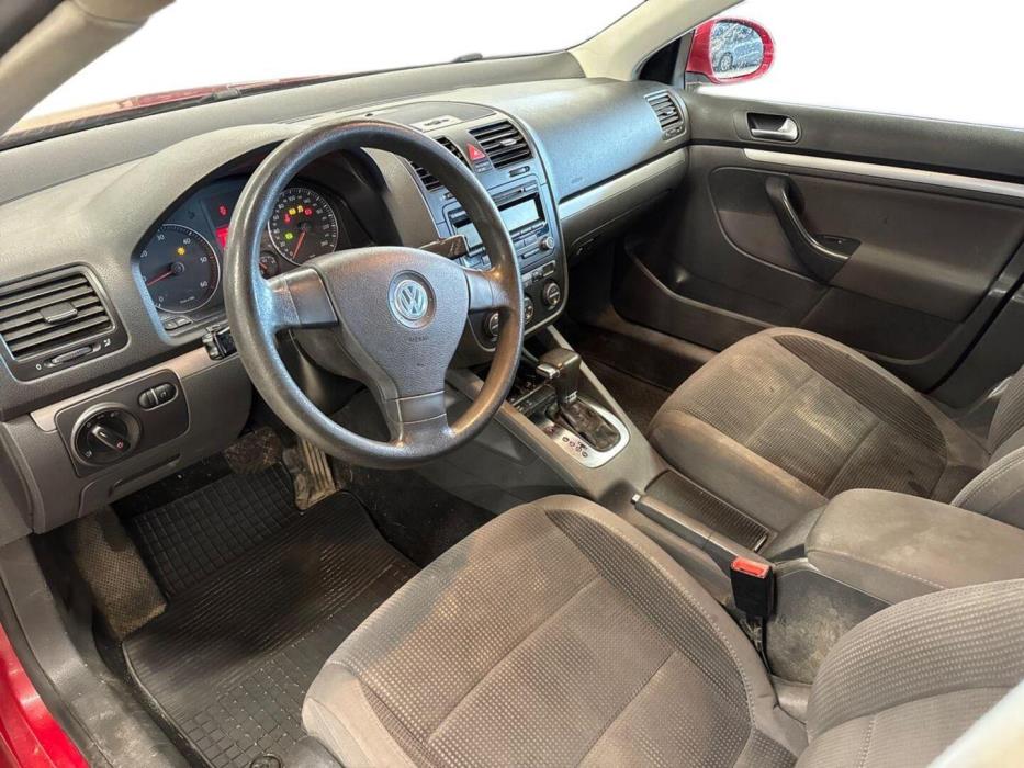 VOLKSWAGEN Golf 2008