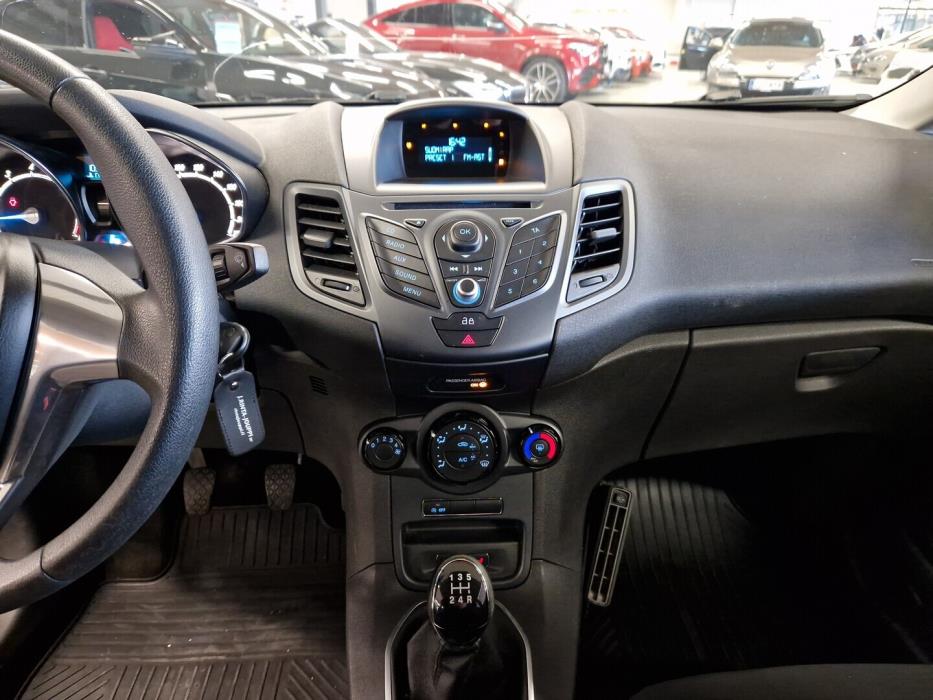 FORD Fiesta 2014