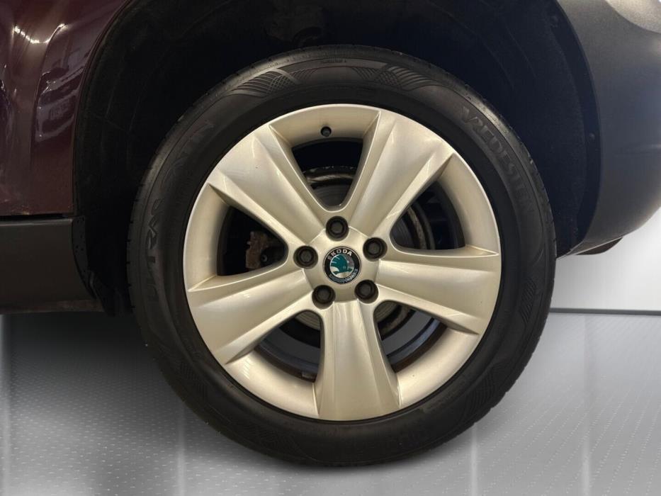 SKODA Yeti 2011