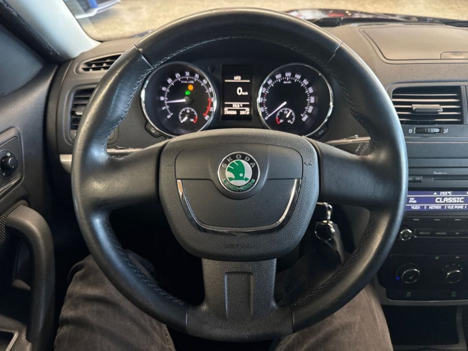 SKODA Yeti 2011