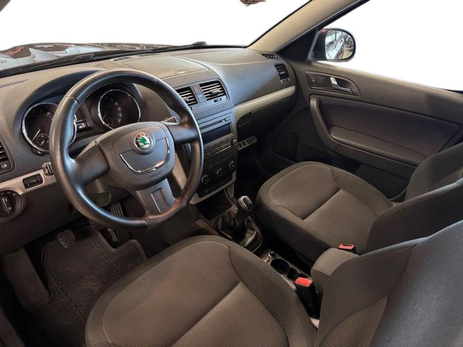SKODA Yeti 2011