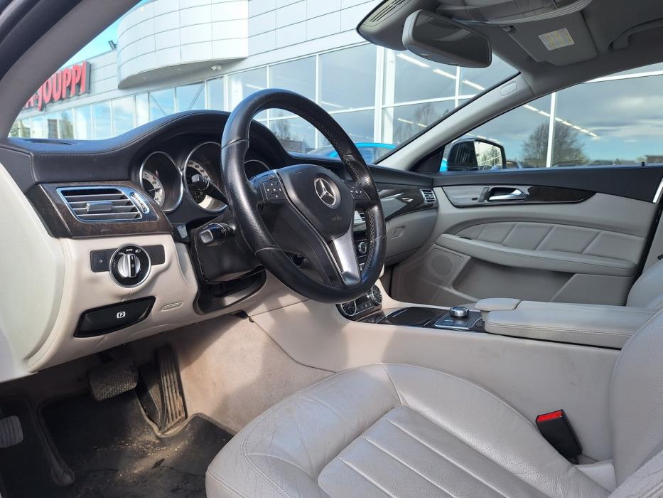 MERCEDES-BENZ CLS 2011