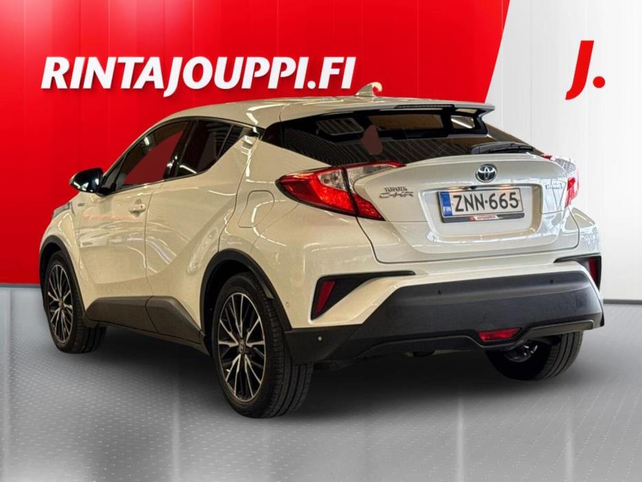 TOYOTA C-HR 2017