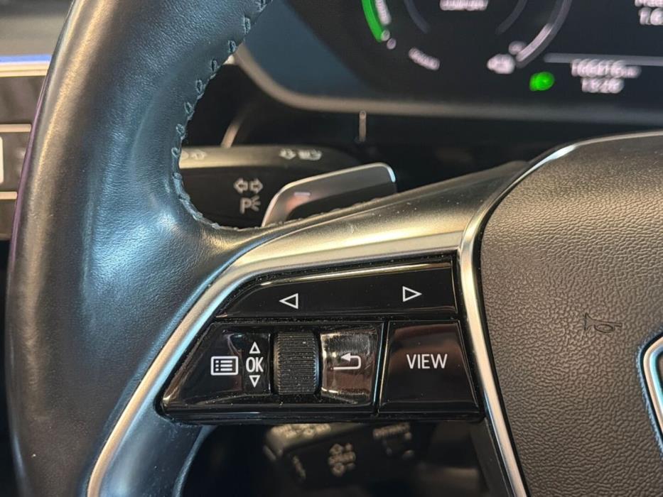 AUDI e-tron 2020