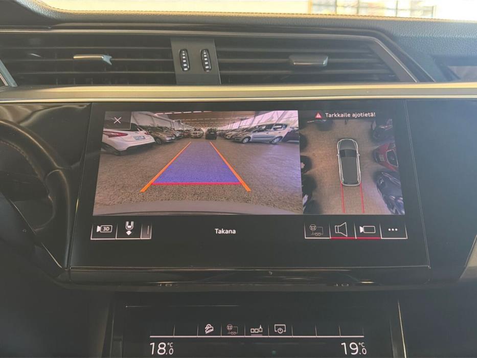 AUDI e-tron 2020