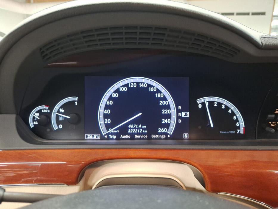 MERCEDES-BENZ S 2006