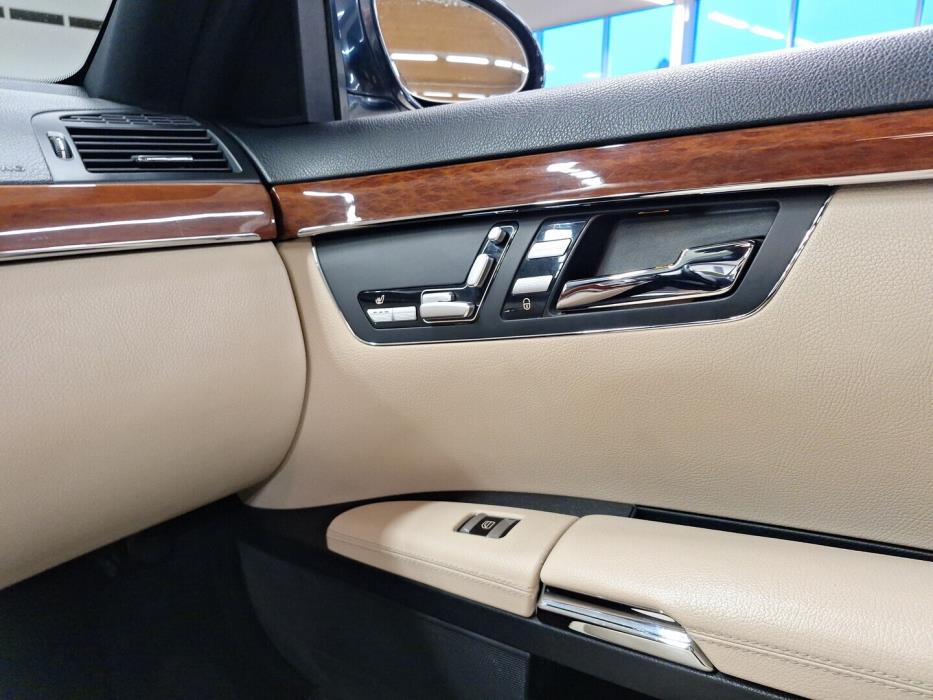 MERCEDES-BENZ S 2006