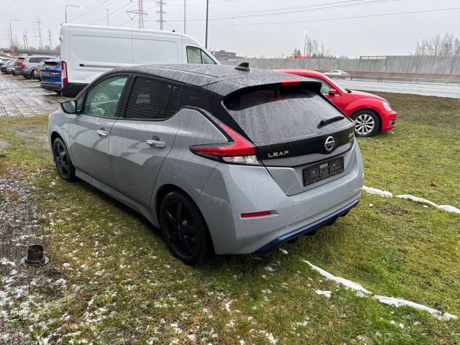 NISSAN Leaf 2021
