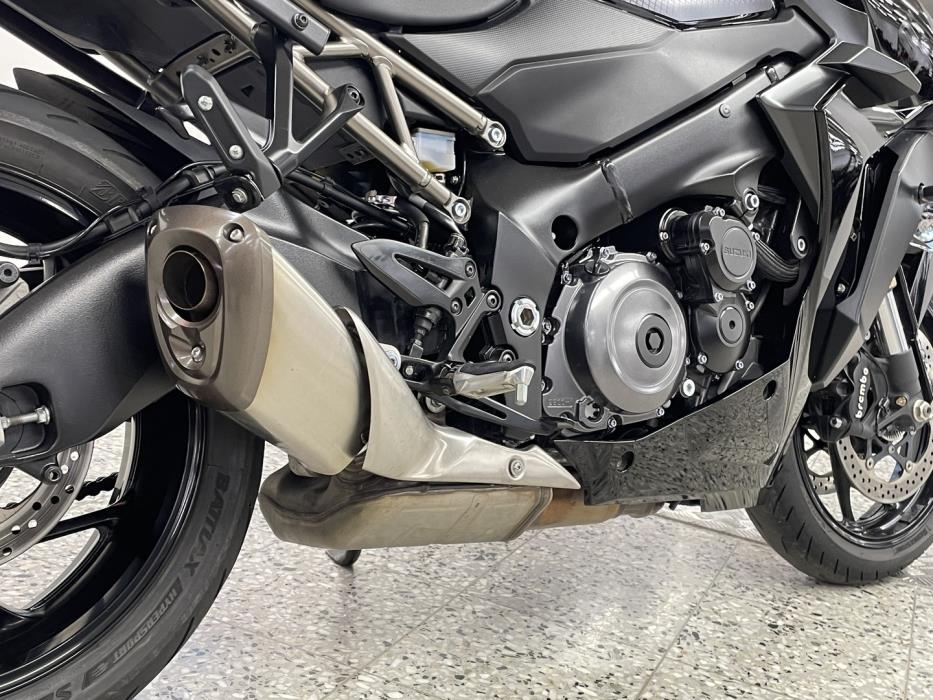 SUZUKI GSX-S 2022