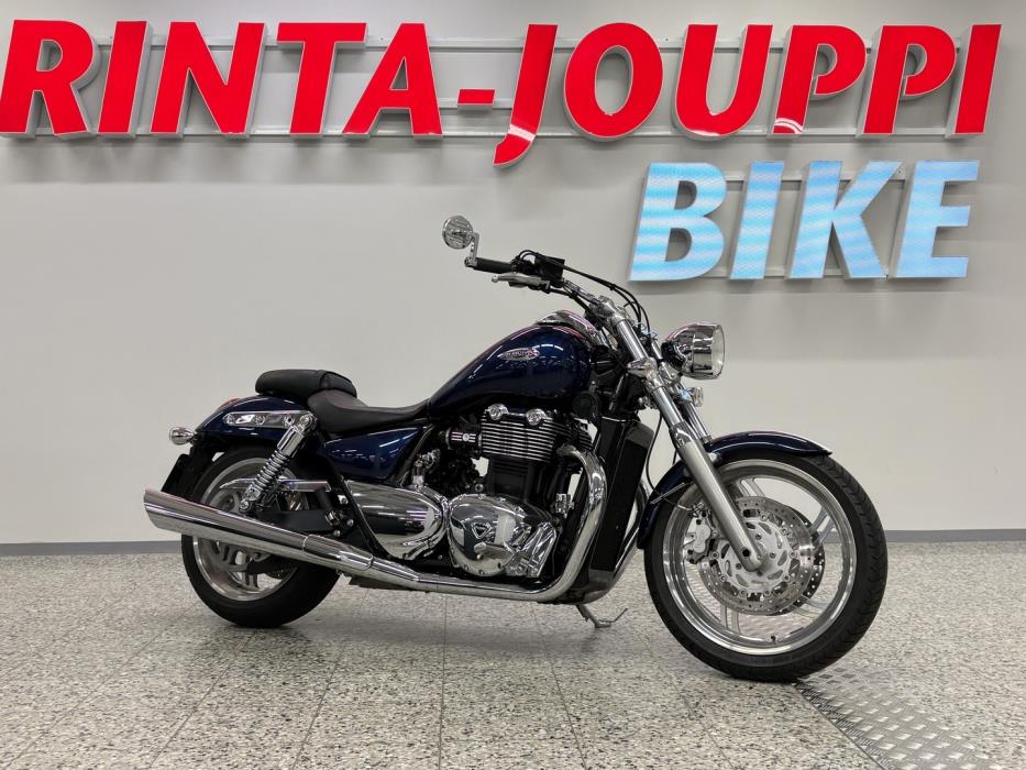TRIUMPH Thunderbird 2010
