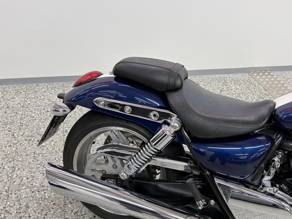 TRIUMPH Thunderbird 2010