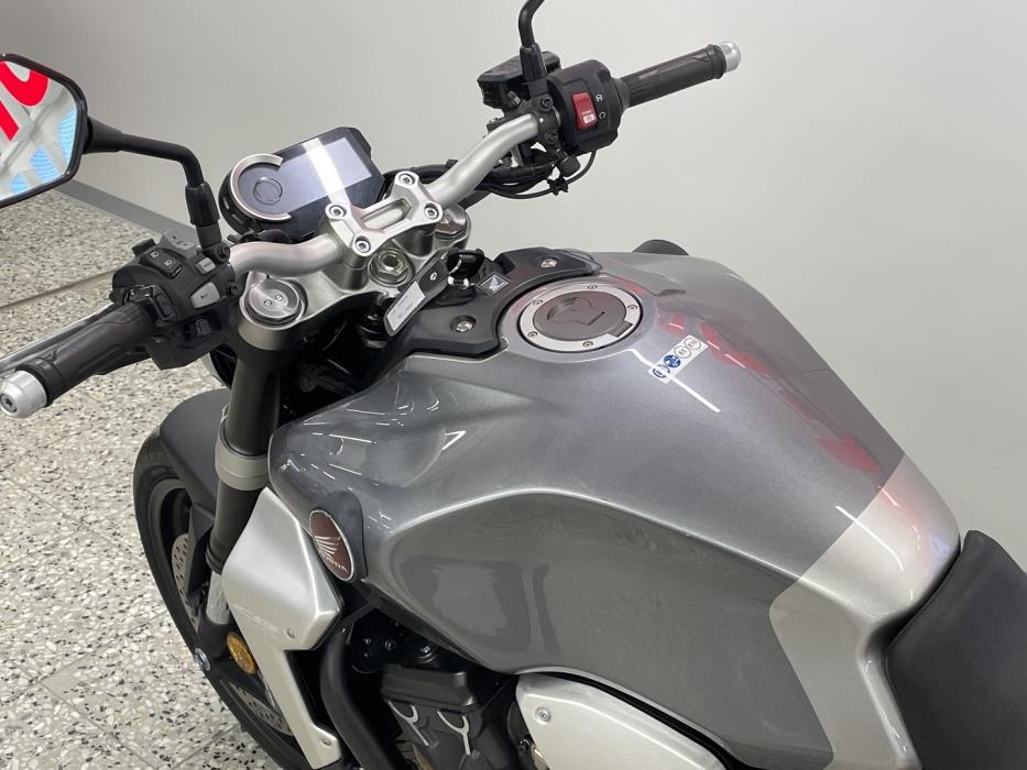 HONDA CB 2019