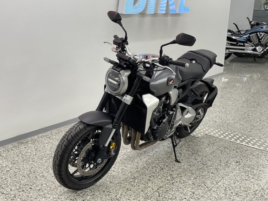 HONDA CB 2019