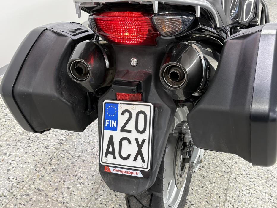 HONDA XL 2011