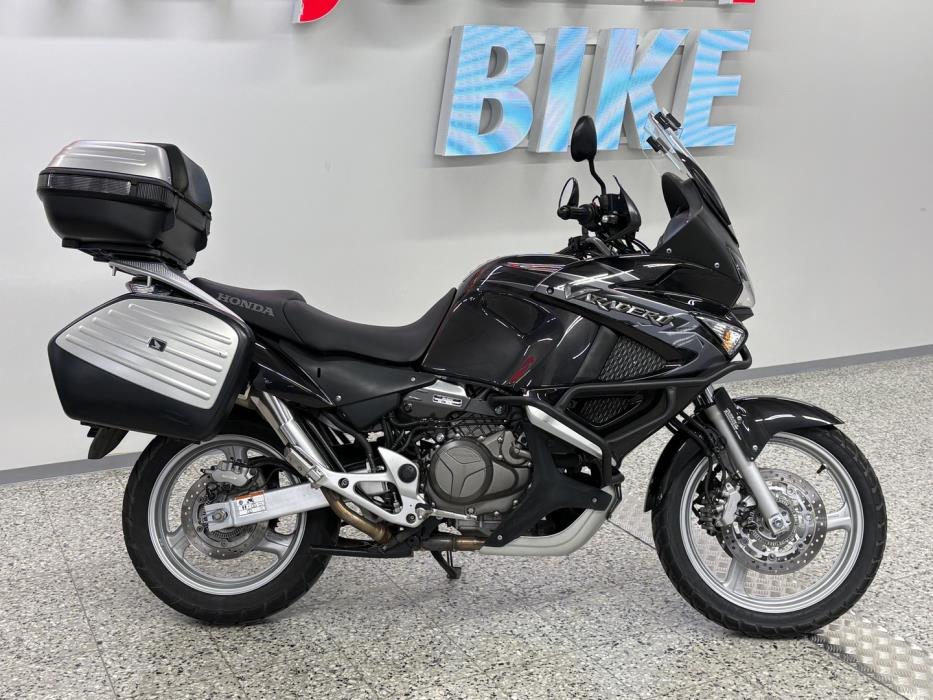 HONDA XL 2011