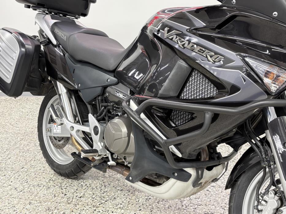 HONDA XL 2011