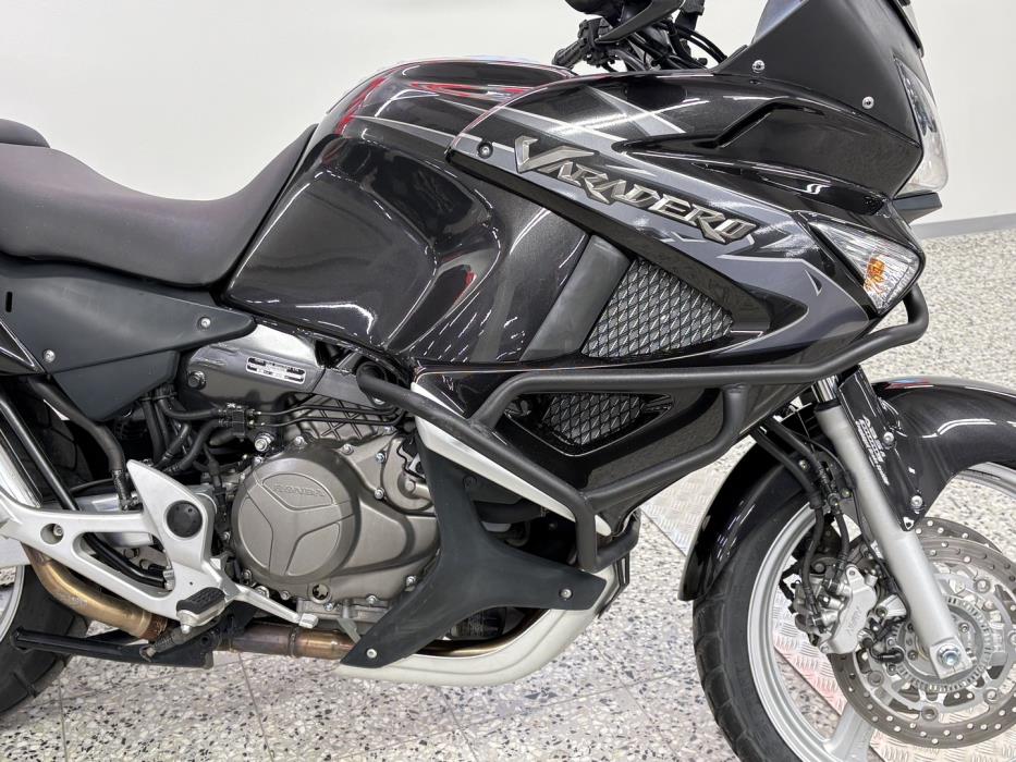 HONDA XL 2011