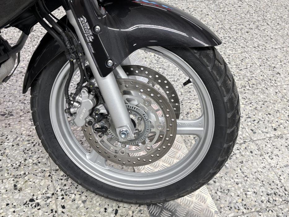 HONDA XL 2011