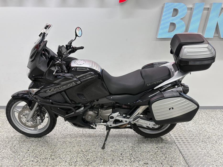 HONDA XL 2011