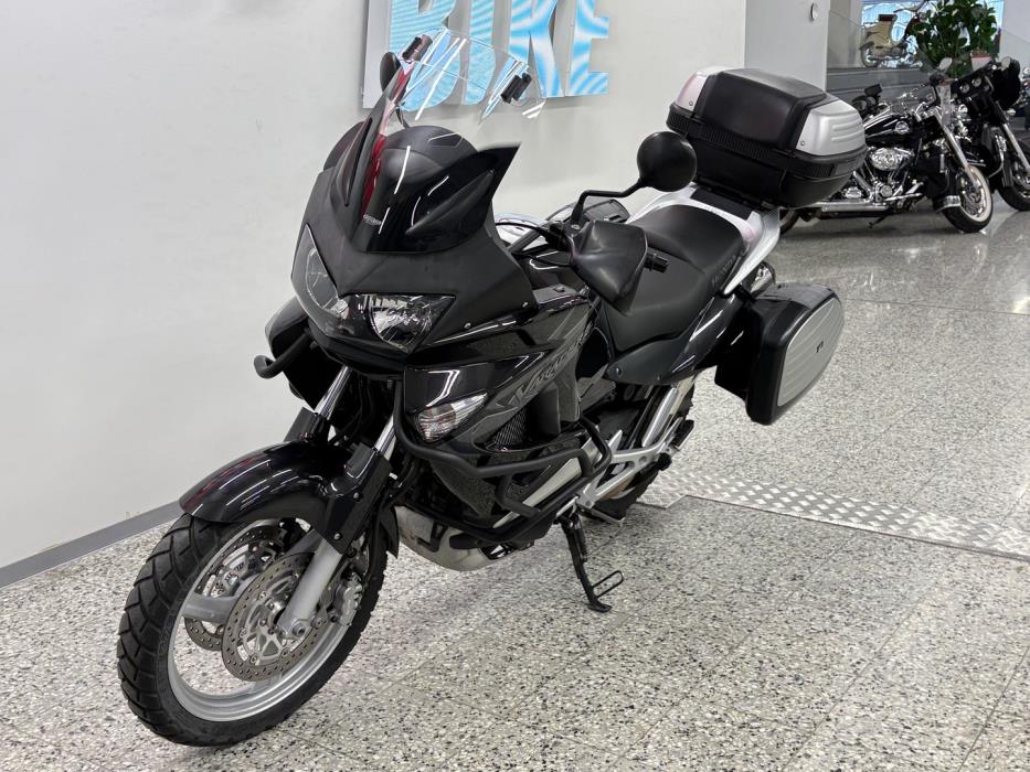 HONDA XL 2011