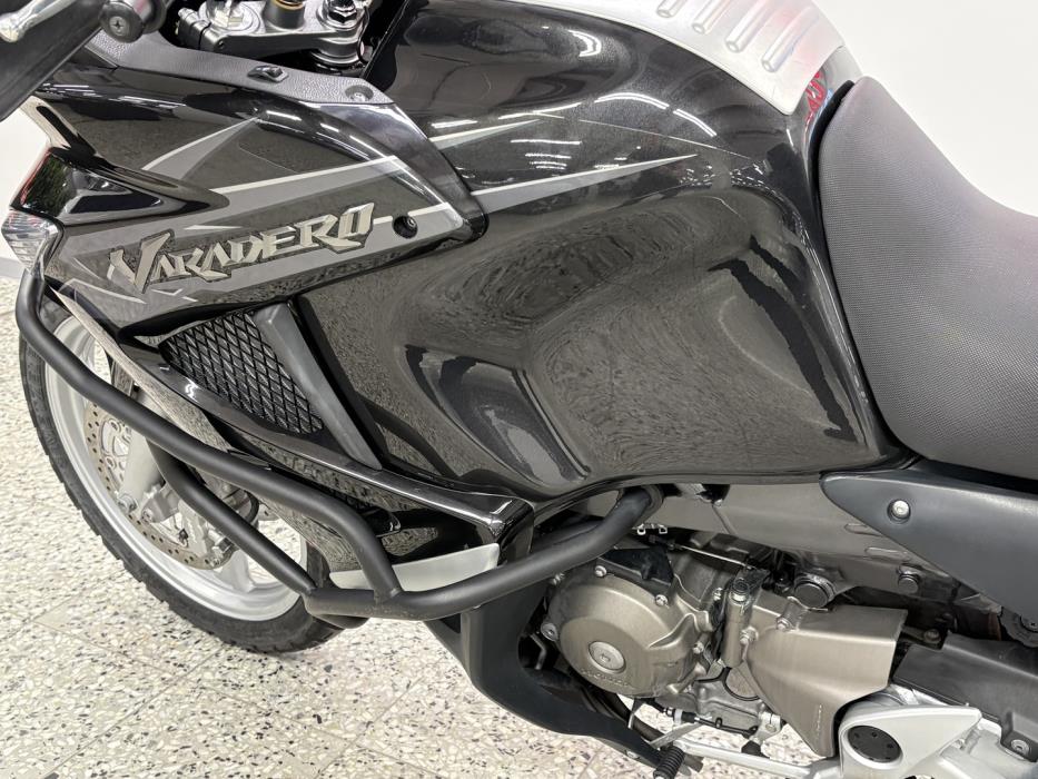 HONDA XL 2011