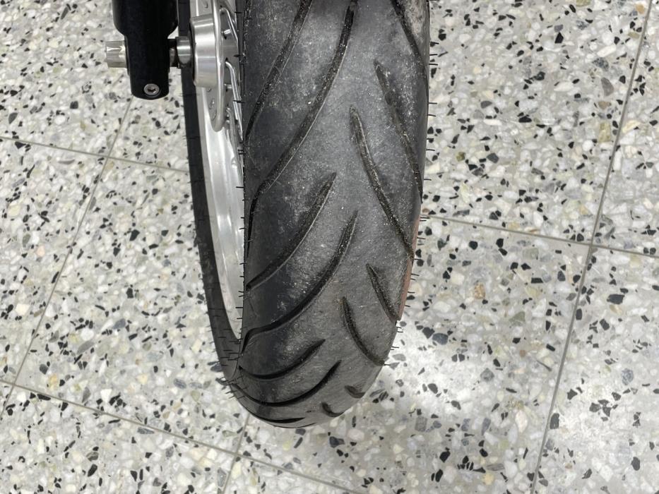 TRIUMPH Thruxton 2011