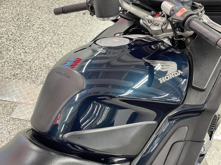 HONDA ST 2002