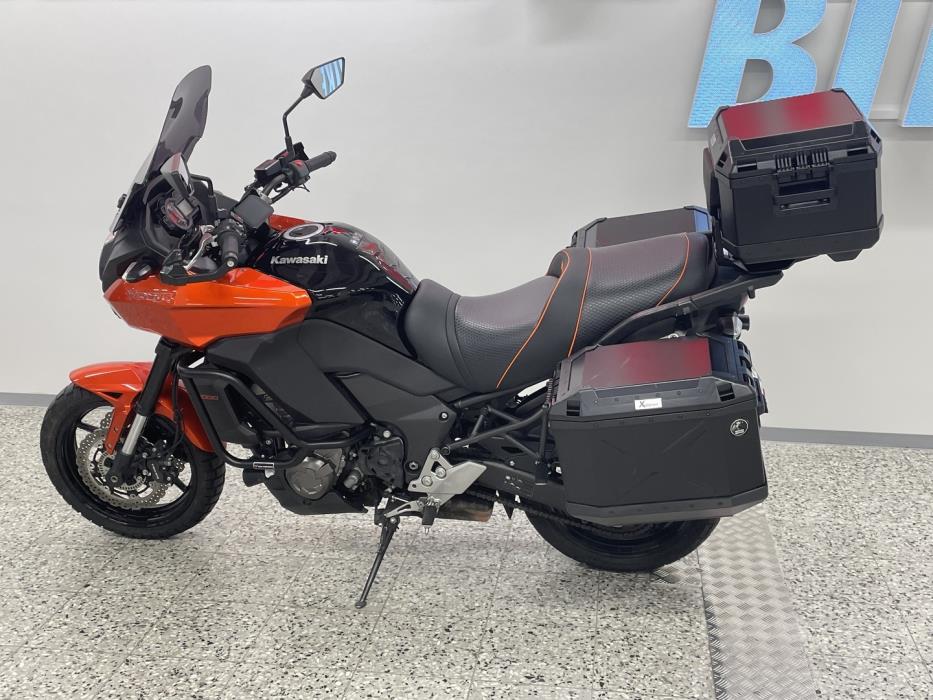 KAWASAKI VERSYS 2013