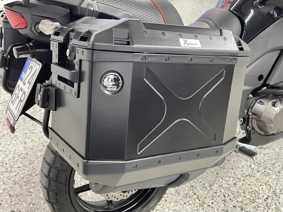 KAWASAKI VERSYS 2013