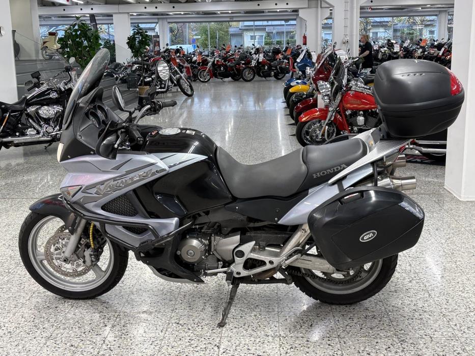 HONDA XL 2008