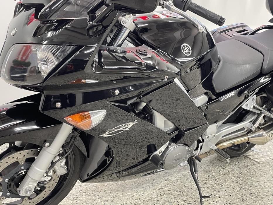 YAMAHA FJR 2013
