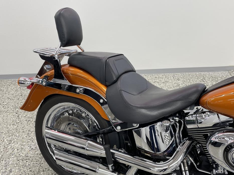 HARLEY-DAVIDSON SOFTAIL 2014