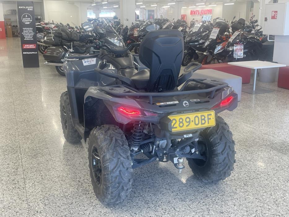 CAN-AM OUTLANDER 2024