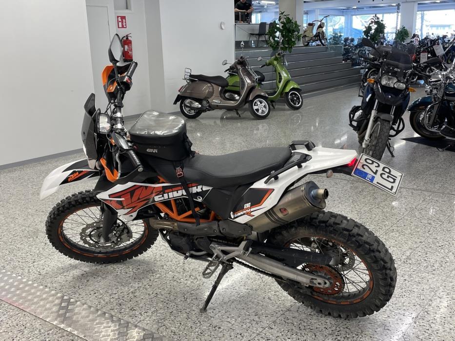 KTM 690 2015