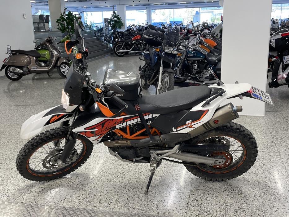 KTM 690 2015