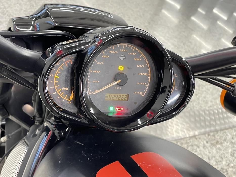 HARLEY-DAVIDSON VRSC 2014