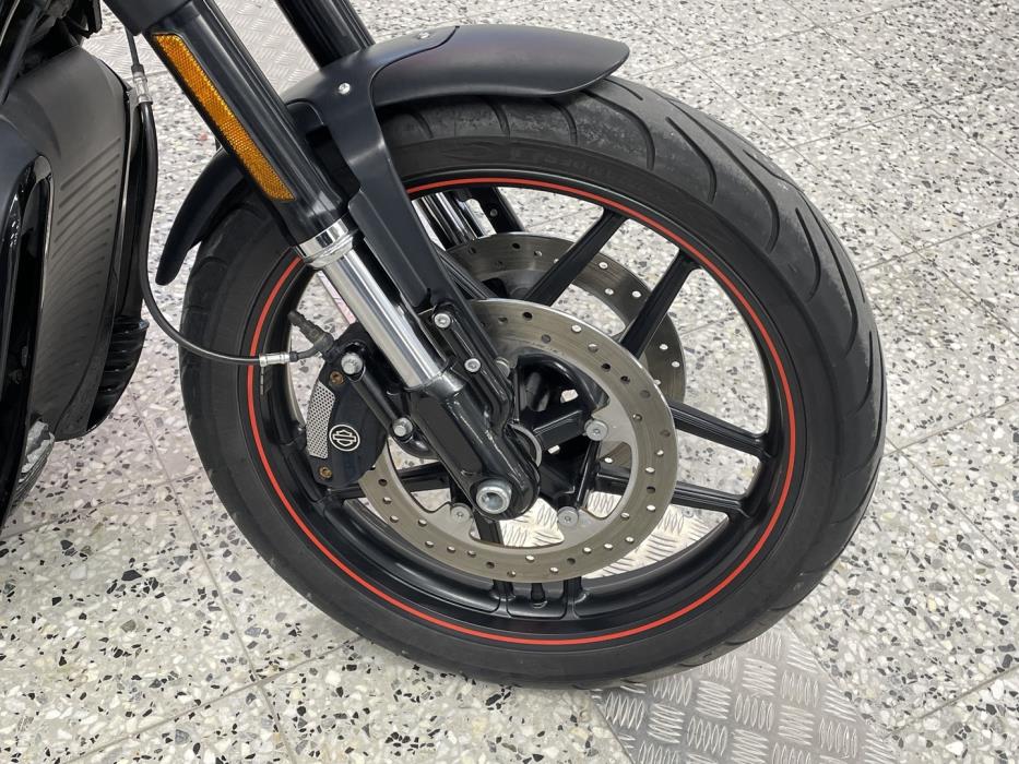 HARLEY-DAVIDSON VRSC 2014