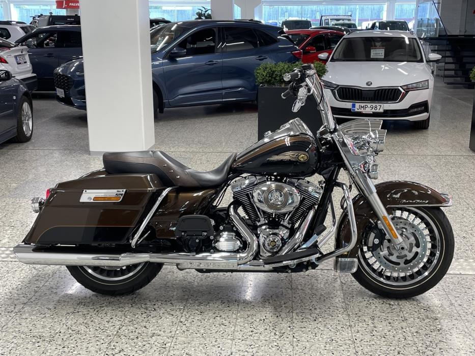 HARLEY-DAVIDSON TOURING 2013