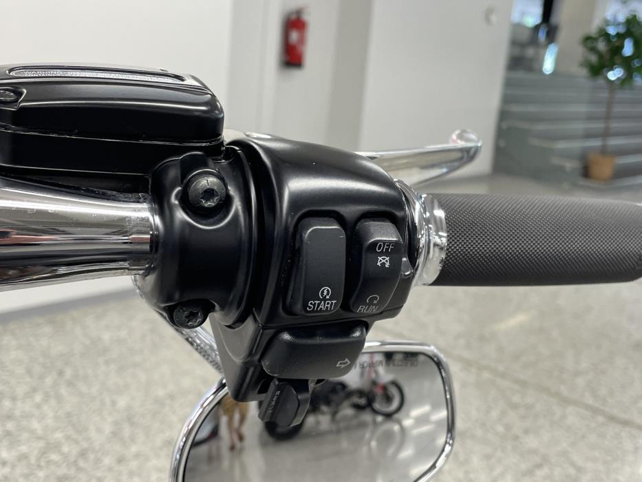 HARLEY-DAVIDSON TOURING 2013