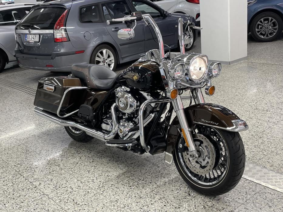HARLEY-DAVIDSON TOURING 2013