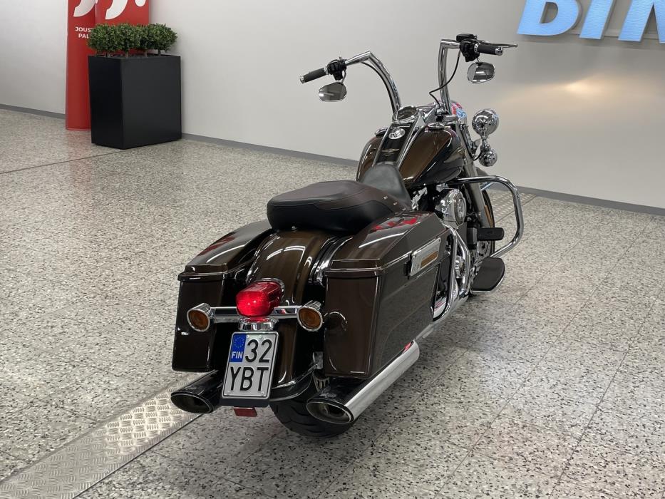 HARLEY-DAVIDSON TOURING 2013