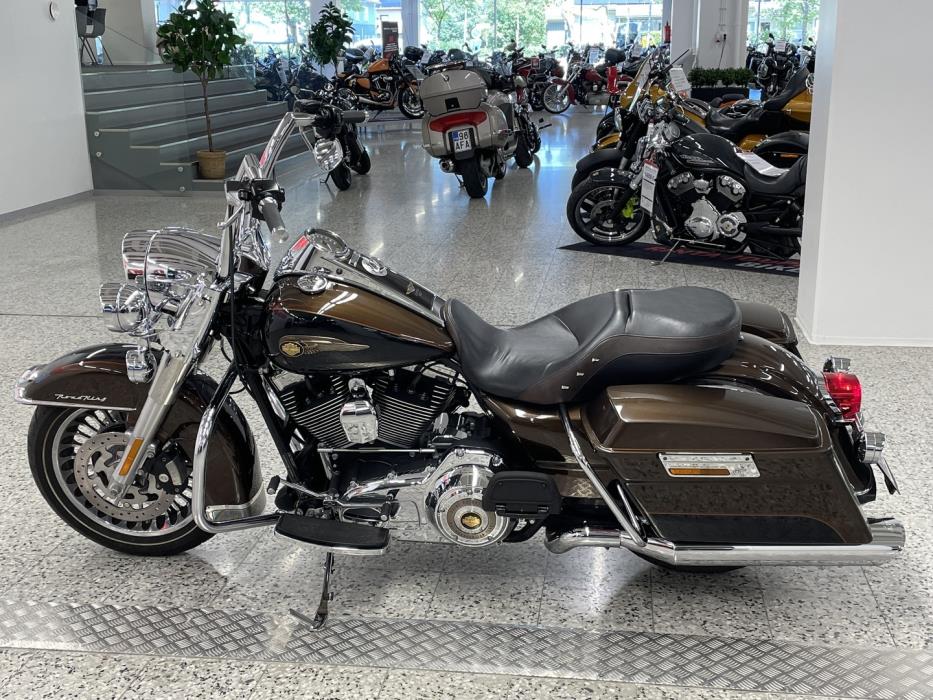HARLEY-DAVIDSON TOURING 2013