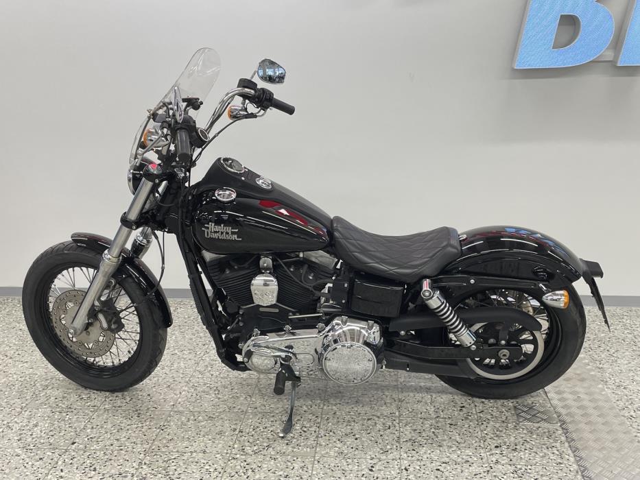 HARLEY-DAVIDSON DYNA 2014