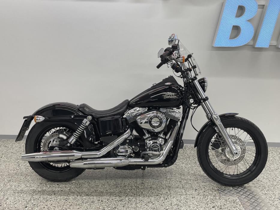 HARLEY-DAVIDSON DYNA 2014