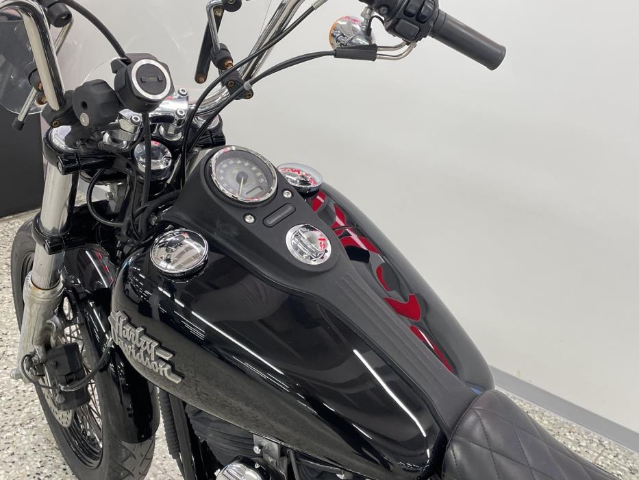 HARLEY-DAVIDSON DYNA 2014
