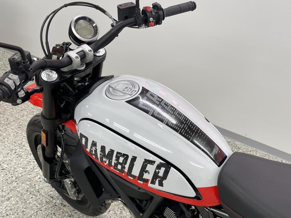 DUCATI SCRAMBLER 2022