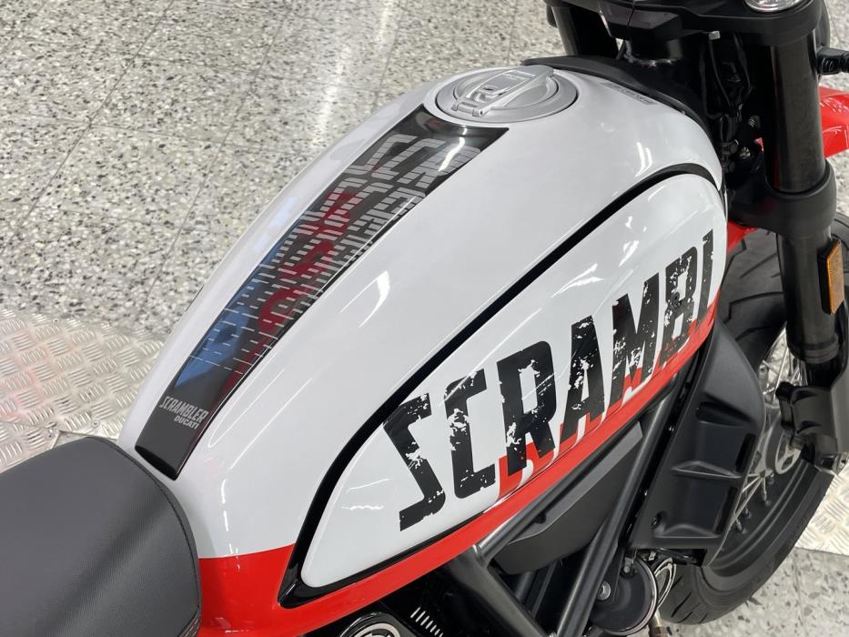 DUCATI SCRAMBLER 2022