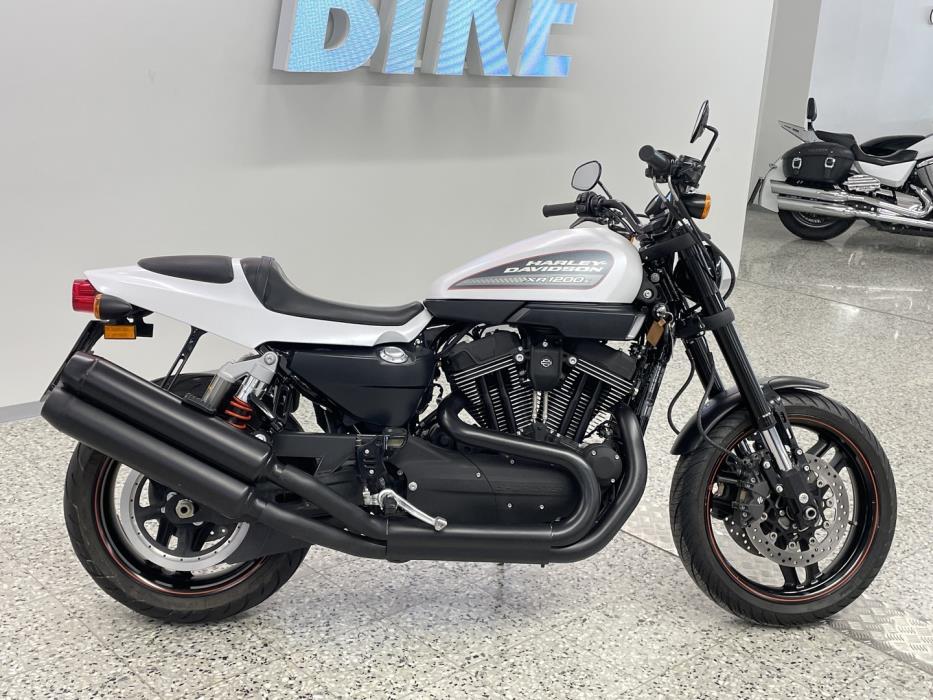 HARLEY-DAVIDSON SPORTSTER 2012