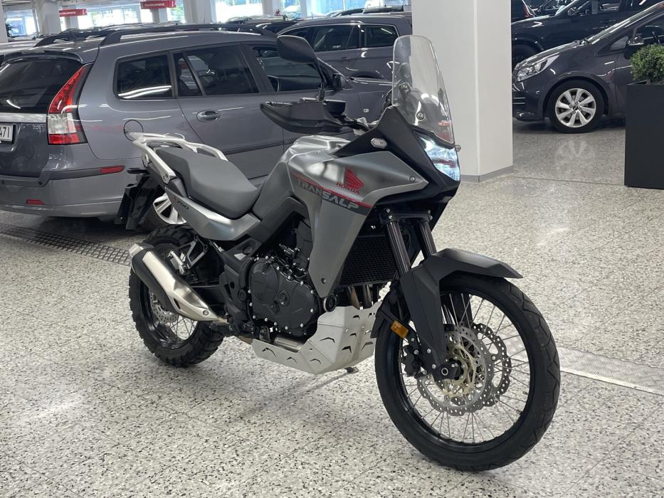 HONDA XL 2023